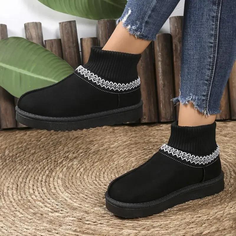 Classic Suede Non Slip Snow Boots Women Winter Soft Thick Bottom Cotton Ankle Boots Warm Plush Embroidery Decoration Shoes