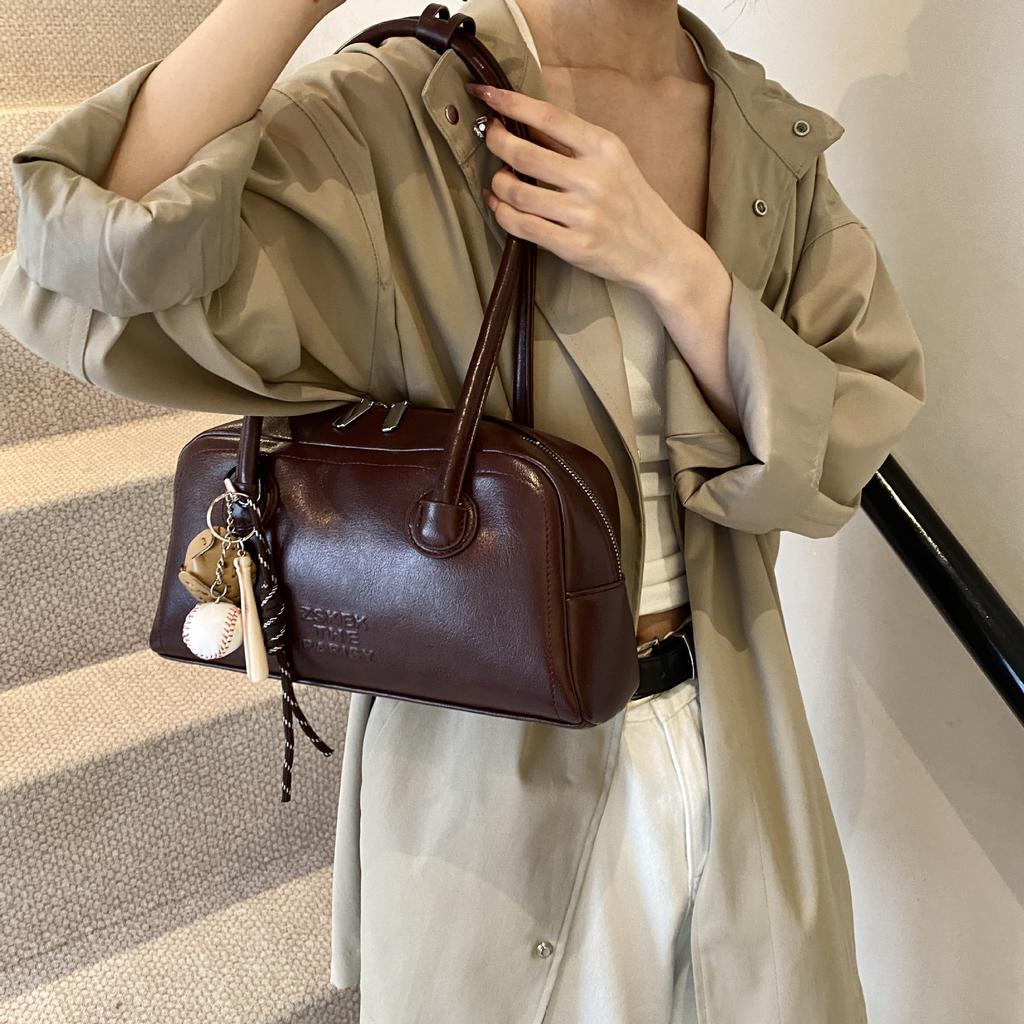 Retro Bag Women'S Large-Capacity Shoulder Pillow Bag Commuter Tote Bag