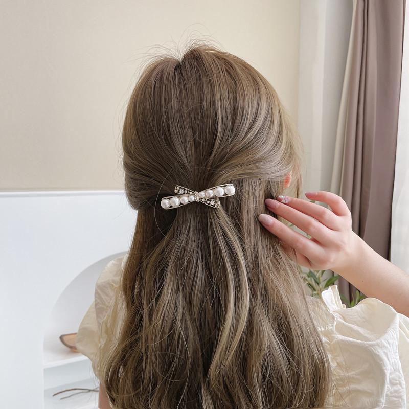 2023 Trendy Korean Dongdaemun Pearl Diamond Cross Hair Clip for Girls