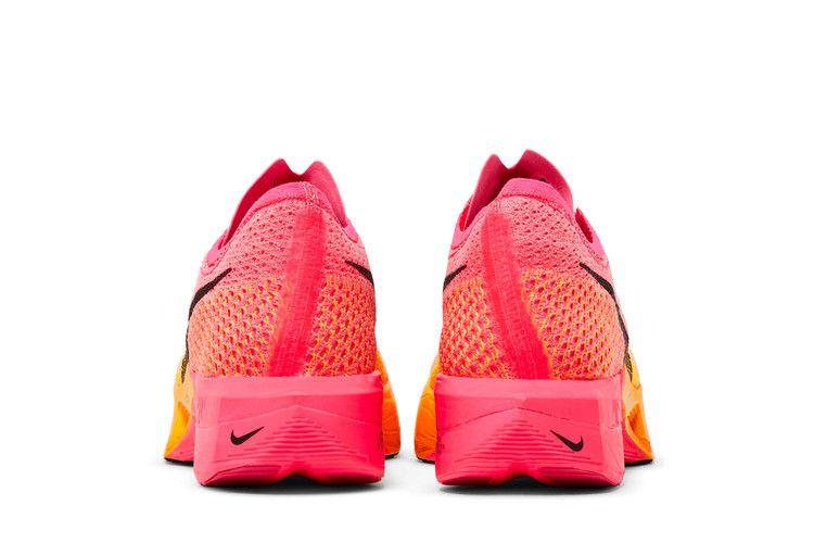 Nike ZoomX VaporFly Next% 3 'Rosa Iper'
