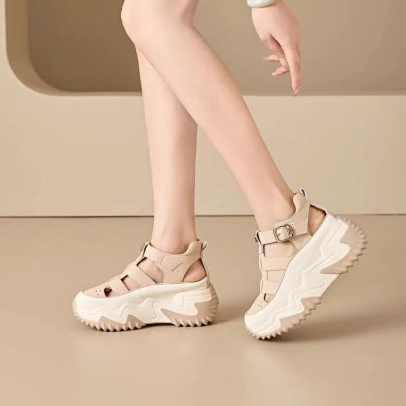 Fashion Casual Breathable Hollow Dad Shoes Women's Summer New Wear-resistant Thick-soled Small Height-increasing Sandals