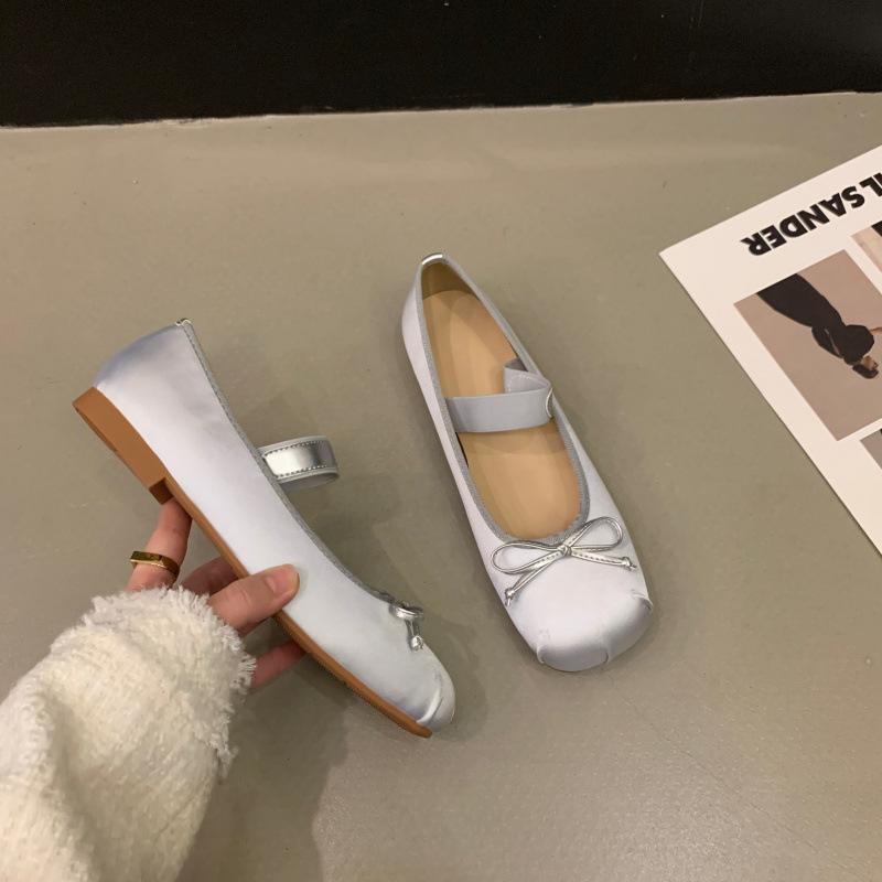 Flat pink ballet single shoes fairy shoes spring and autumn 2025 new summer satin silver Mary Jane shoes