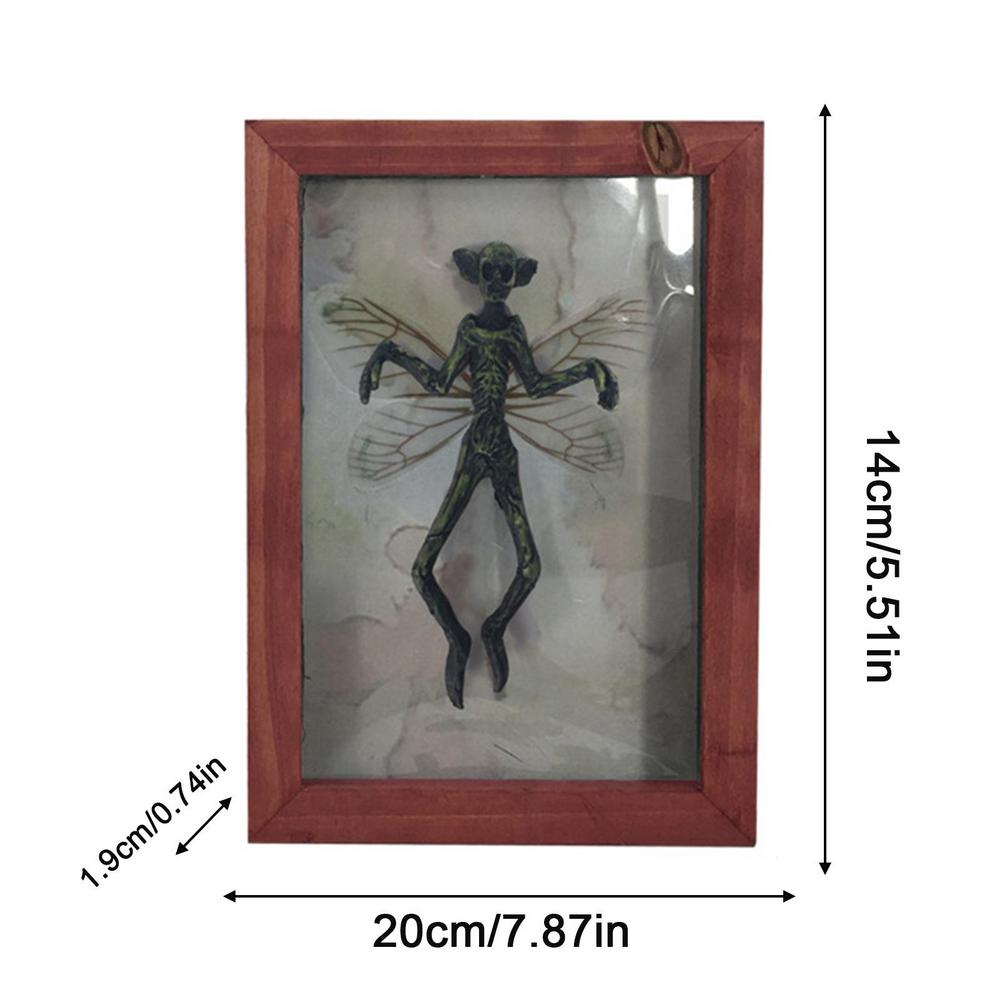 Vintage Photo Frame Mysterious Ghost Specimen Photo Frame Bat Custume Gothic Wall Art Old Photo Home Decor Wall Painting