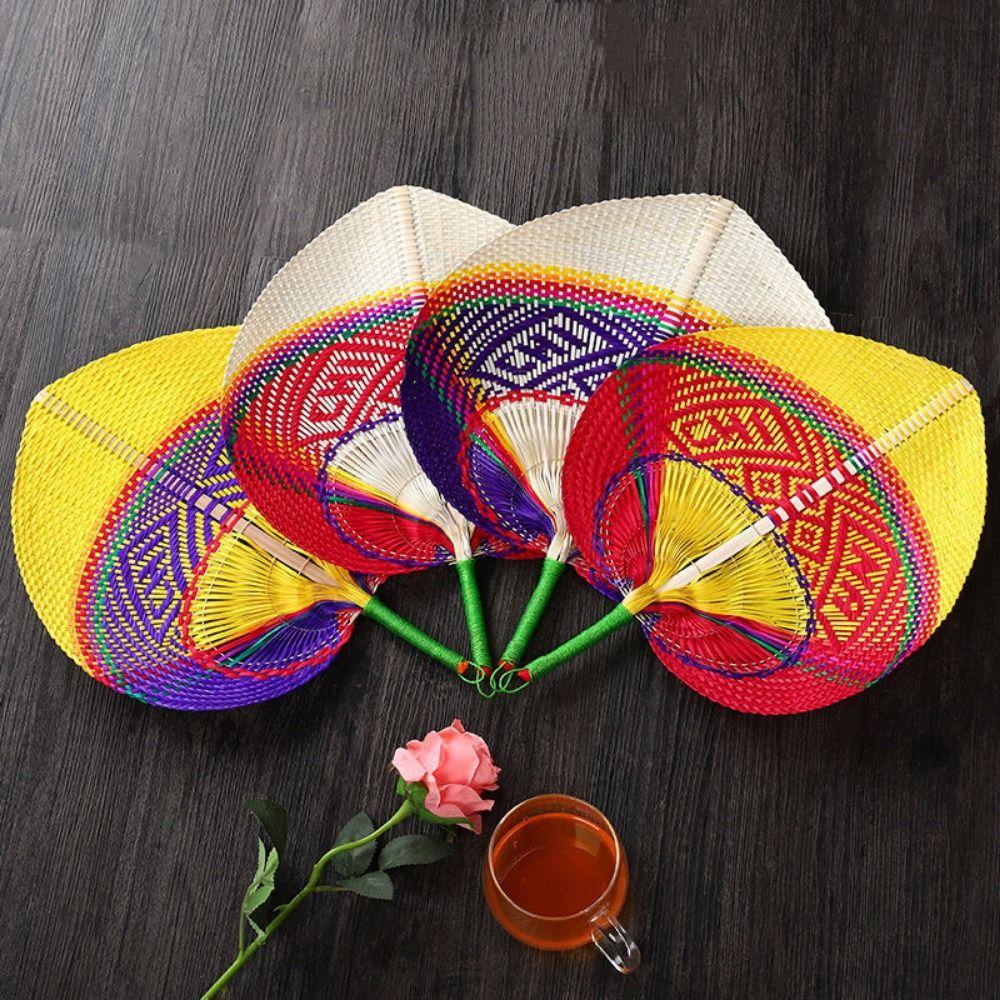 Bamboo Palm Leaf Fan Handmade Heart Shaped Fan Photography Props Hand-woven Fan  Outdoor Activities