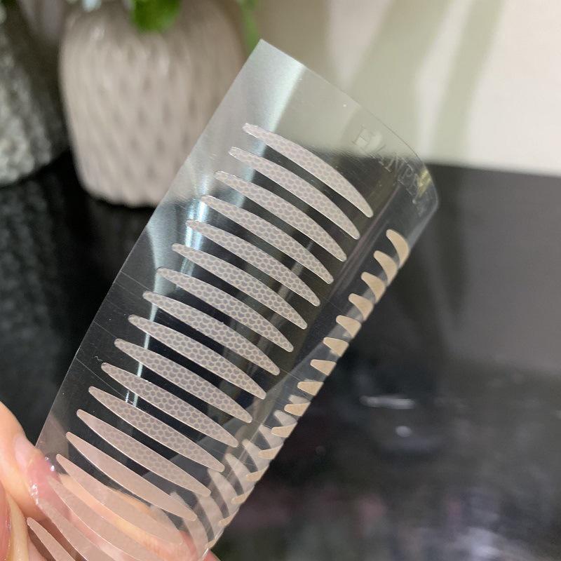 1Sheet Invisible Eyelid Tape Stickers Self-Adhesive Double Fold Eyelid Paste Eye Lift Makeup Tool