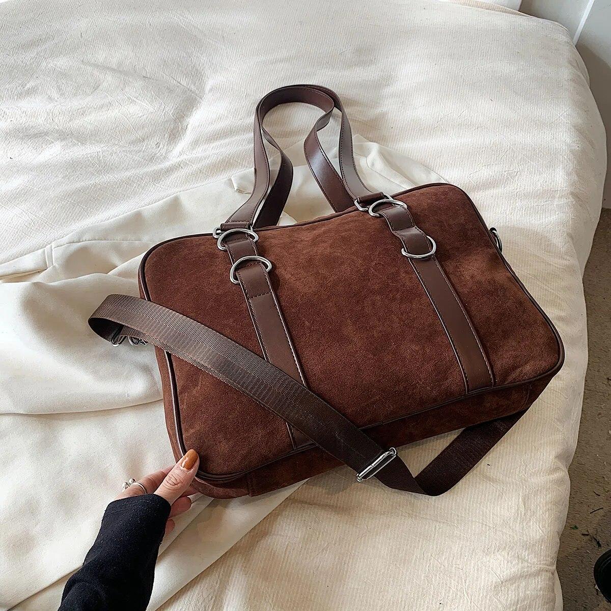 Кожаные бархатные сумки на плечо для женщин — фото 8