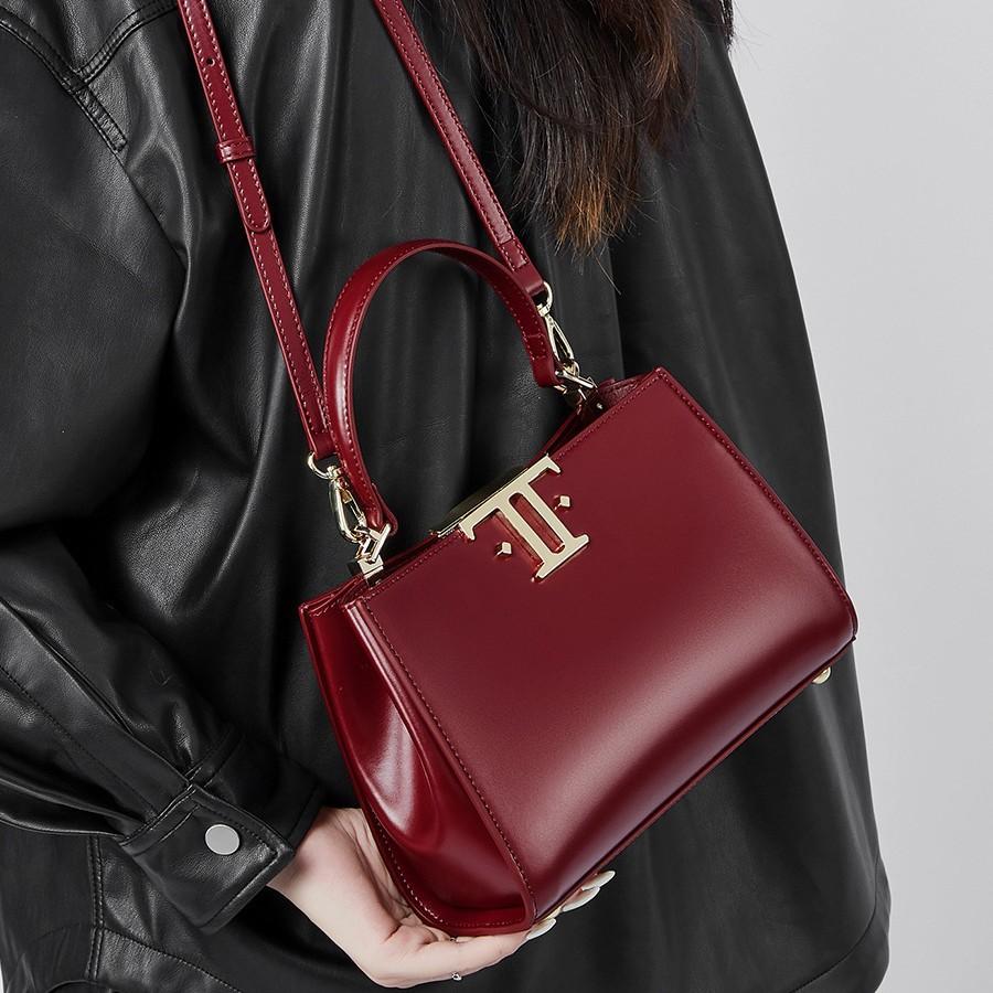 Versatile Double-sided Buckle Shoulder Women's Bag Leather Niche Commuter Handbag Messenger Bag