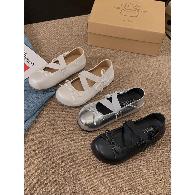 French Bow Shallow Mouth Mary Jane Women's Shoes 2025 New Small Fragrant Style with Skirt Inner Height Increase Small Leather Shoes