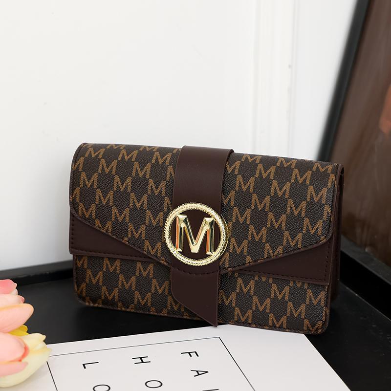 Женская сумка Сумка через плечо Женская сумка на плечо Маленькая изысканная маленькая сумка Высококлассное ощущение легкой роскоши Маленькая квадратная сумка Сумка-конверт для поездок на работу