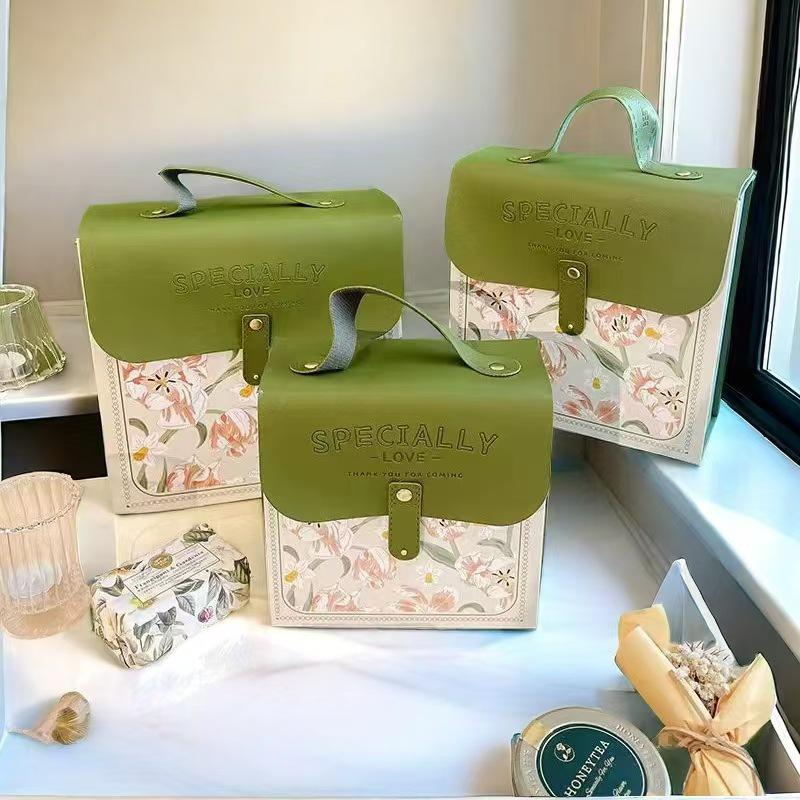 Elegant Flip-Top Wedding Favor Gift Box Tote