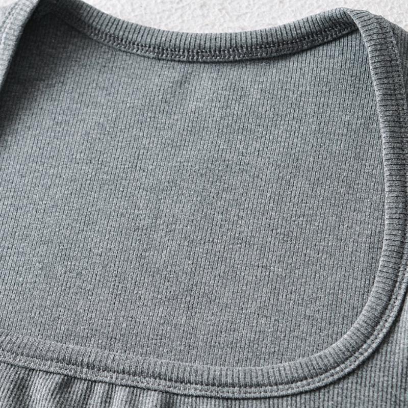 Sexig djup U-ringad T-shirt dam sommar Europeisk och Amerikansk smal passform oregelbunden topp