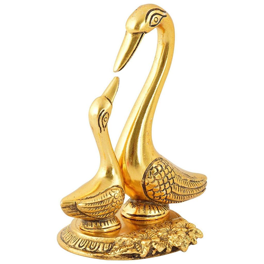 Metal Kissing Duck Showpiece for Home and Office Decor Decor- Decorative Items for Home, Antique Home Decor (6 Inches)