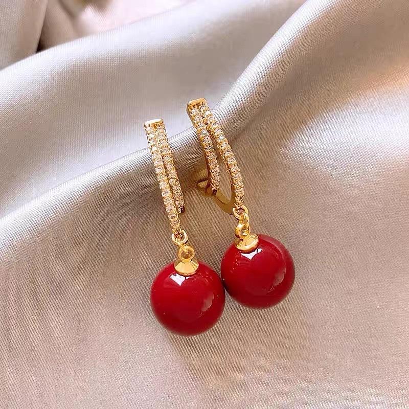 French retro Hong Kong style red geometric resin earrings stud earrings personality temperament earrings women