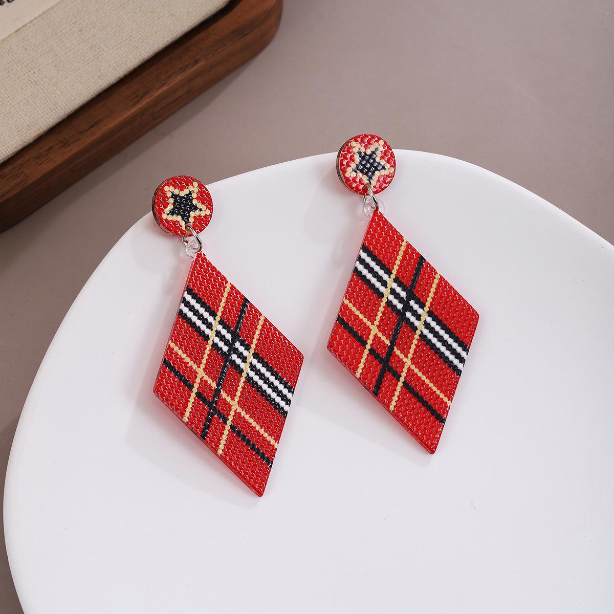 

British Retro Star Plaid Diamond Stud Earrings - High-End Christmas Fashion