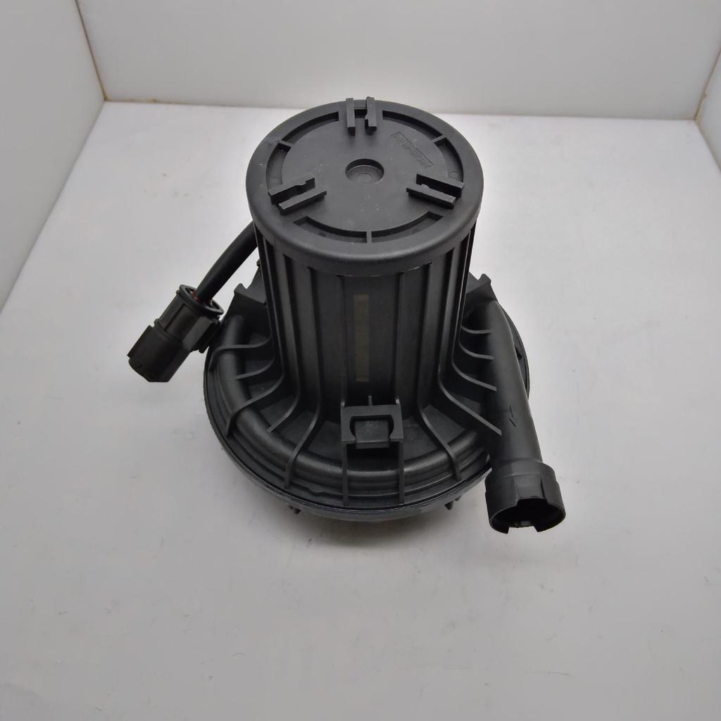 BMW E46, E60, E64, E66, E83 Air Pump 11727506210 11727571589