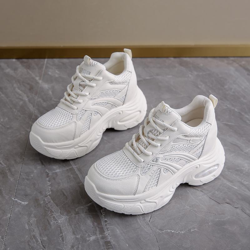 2025 Summer New Leather Inner Height Increase Dad Shoes Women's Outdoor Casual Versatile Platform Sports Shoes Women's