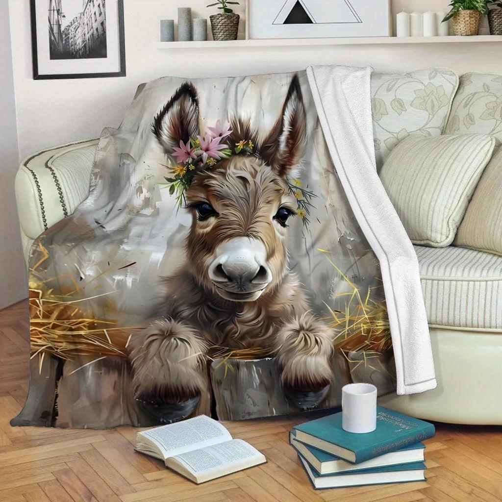 A Versatile Holiday Gift, This Modern-Style Fleece Blanket Features a Donkey Print, Offering Softness And Warmth for Winter, Suitable for Al