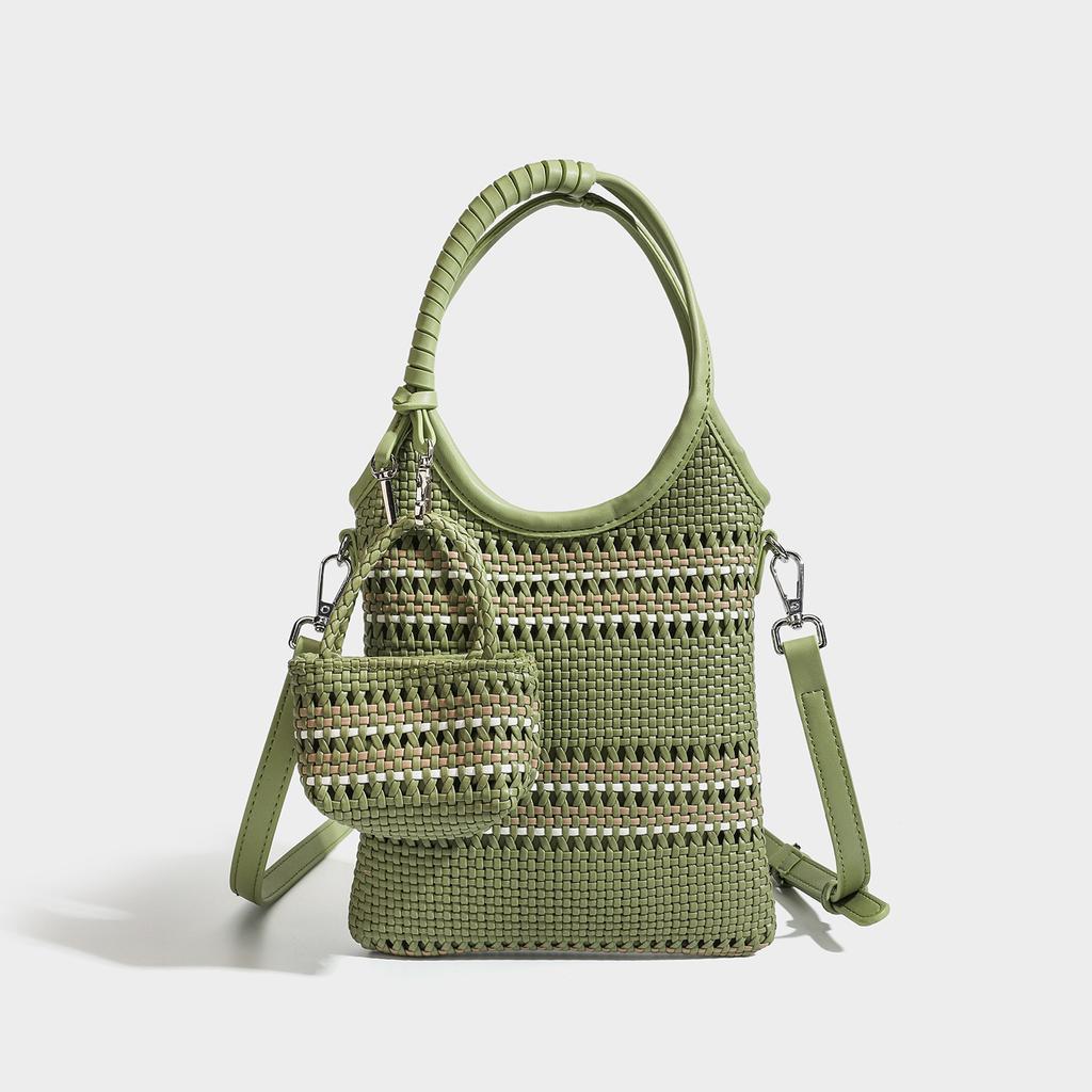 Woven shoulder bag Premium lazy style shoulder bag Casual commuter versatile women's bag