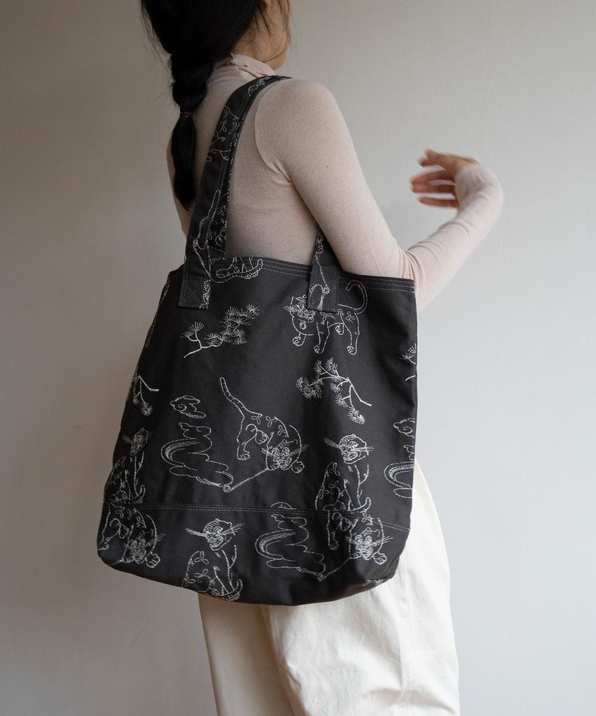 Leegamgak Homak Bag - Charcoal