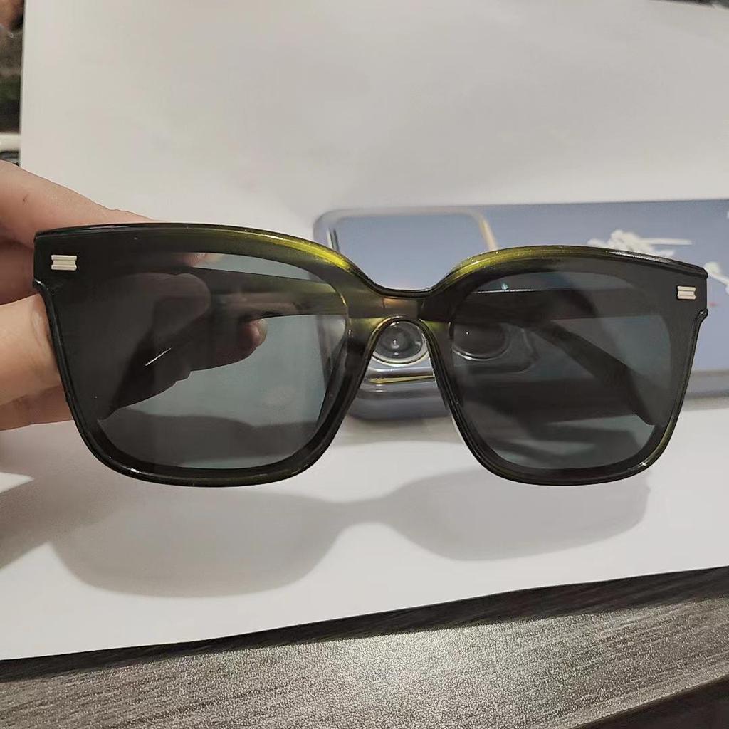 Trendy Retro High-End Oversized Sunglasses - Unisex Design for a Slim Look