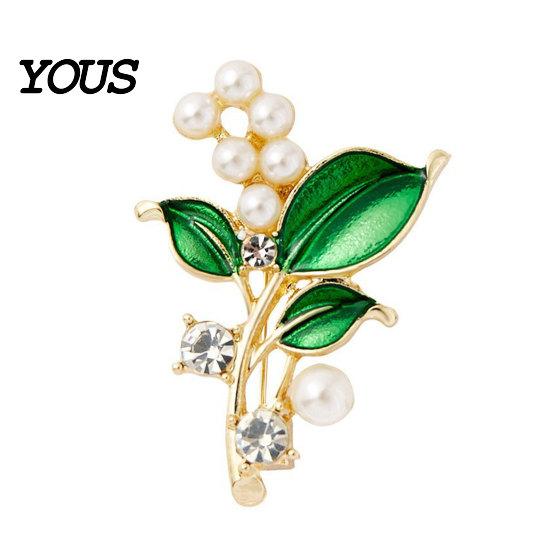 Brooch Pin, Plant Shape Lapel Pin with Green Leaf Design, Imitation Pearl Collar Rhinestone Combination Stable Buckle for Daily Commuting And