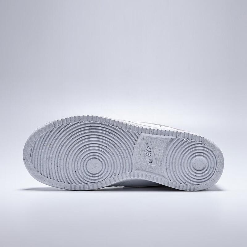 Nike Women's Court Vision LO LE Casual Shoes