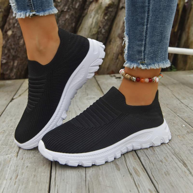 Autumn new fly-woven casual breathable round head flat-bottomed foot shoes casual sports couple shoes 36