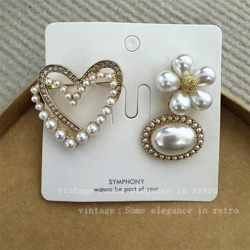 Vintage Distressed Brooch Set: Coco Style Corsage Pin Collection