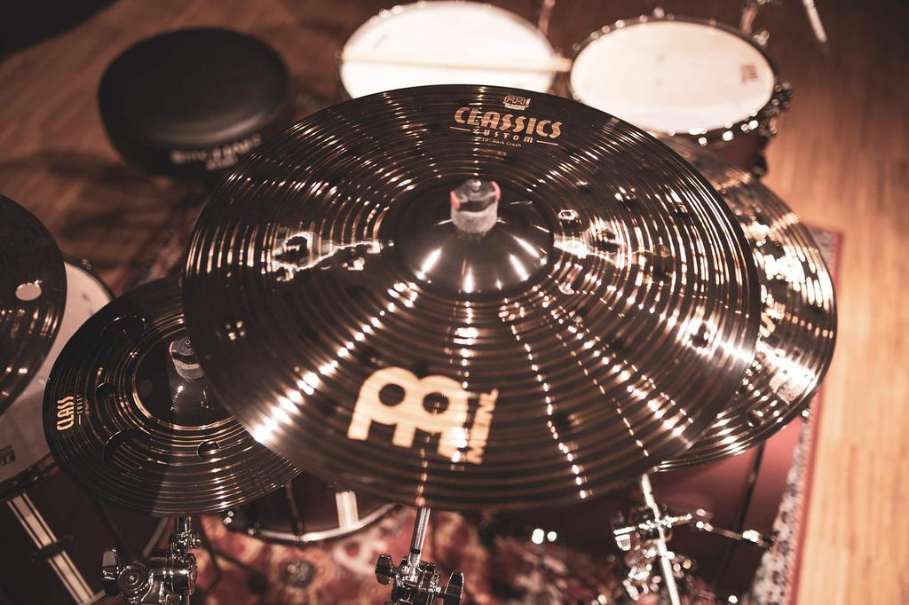 MEINL Classics Custom Series Crash Cymbal Dark Crash CC19DAC 19" []