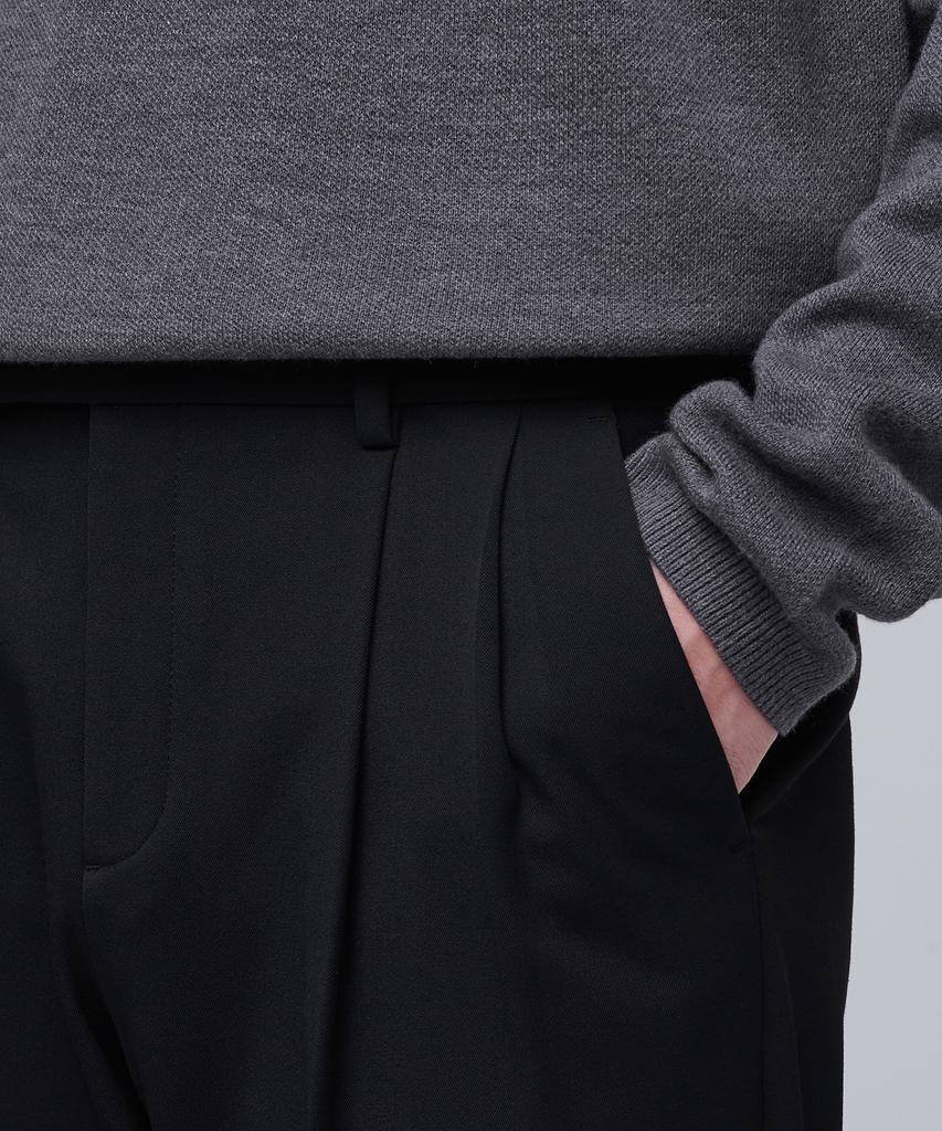 MUSINSA STANDARD Heavyweight Fleece-Lined Real Wide Hidden Elastic Waist Slacks [Black]
