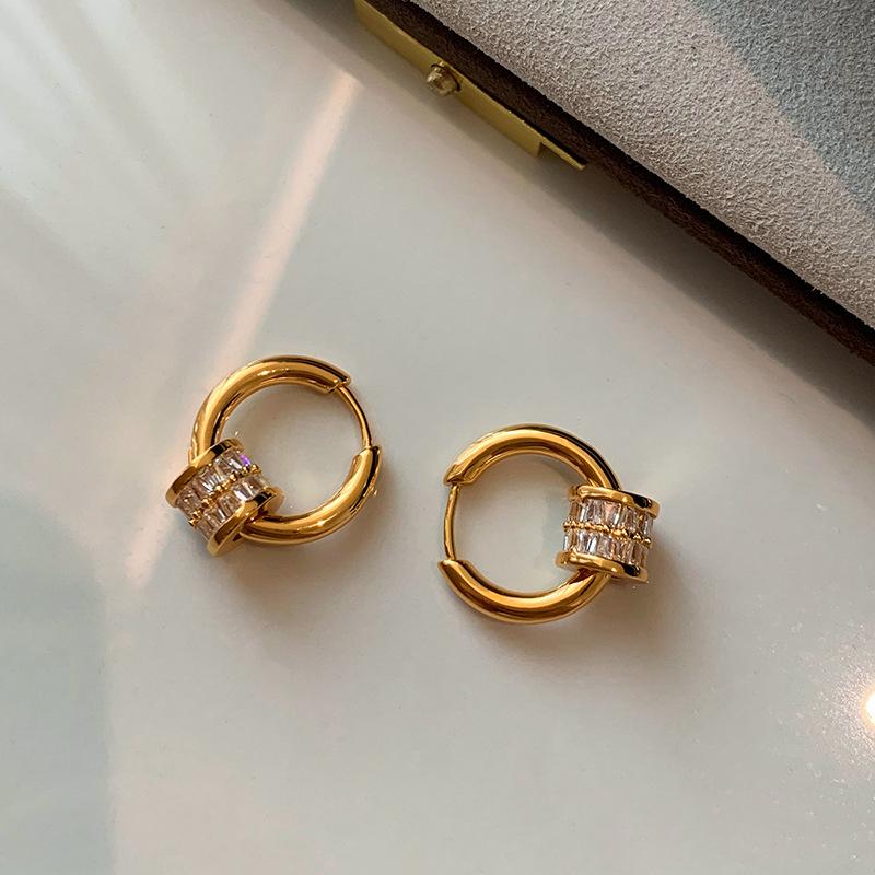 Autumn Niche Circle Stud Earrings High-end Temperament Simple 100% Match Style Elegant Classic Accessories Women's Dainty Daily Earrings