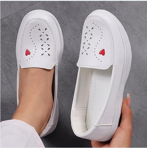 

Туфли медсестры кожаные женские на воздушной подушке с мягкой подошвой дышащие дезодорирующие нескользящие для работы в больнице белые туфли 42