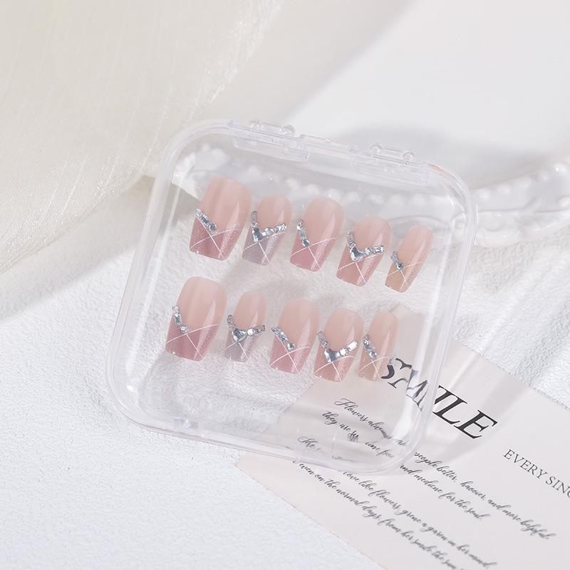 2026 Student Cute Puppy Detachable Handmade Short White Nail Tips