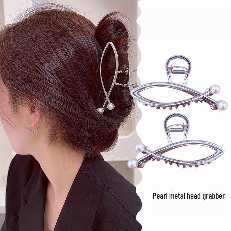 Korean Fashion Hairpin: Elegant Shark Clip for Women