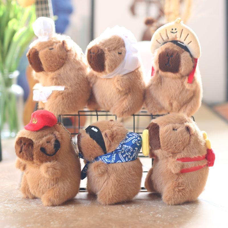 Charming White Capybara Plush Toy Soft Key Ring Cute Decorative Doll Keychain