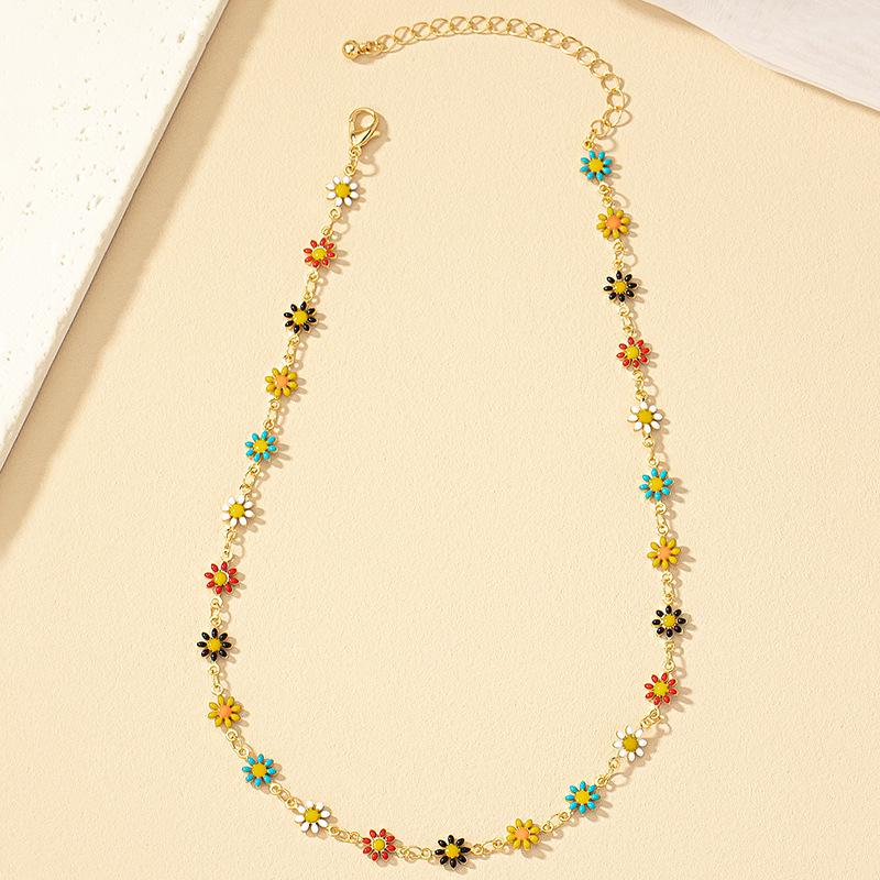 

Корейское ожерелье с ромашкой: Красочная, Сладкая и Свежая Ключичная Цепочка для Женщин