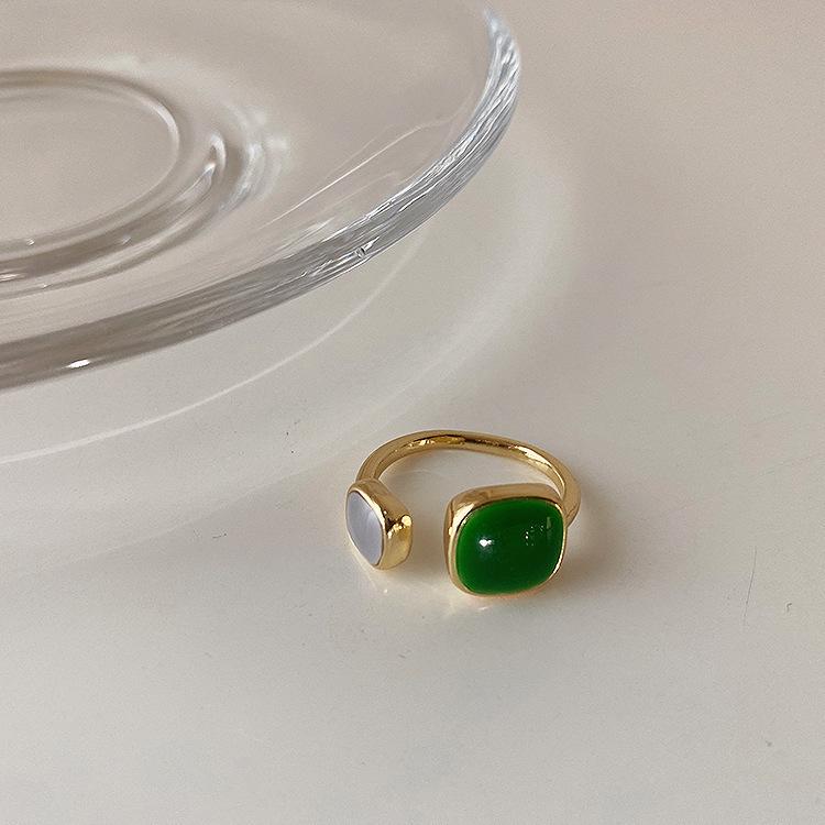 Elegant French Geometric Adjustable Ring - Women's Fashionable Temperament, Artistic Color Block Design for Index Finger
