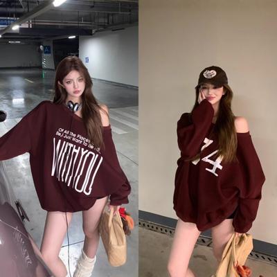 Letter Printed Slanted Shoulder Long Sleeve Sweatshirt Jacket for Women In Autumn American Hot Girls Loose Design Versatile Pullover Top