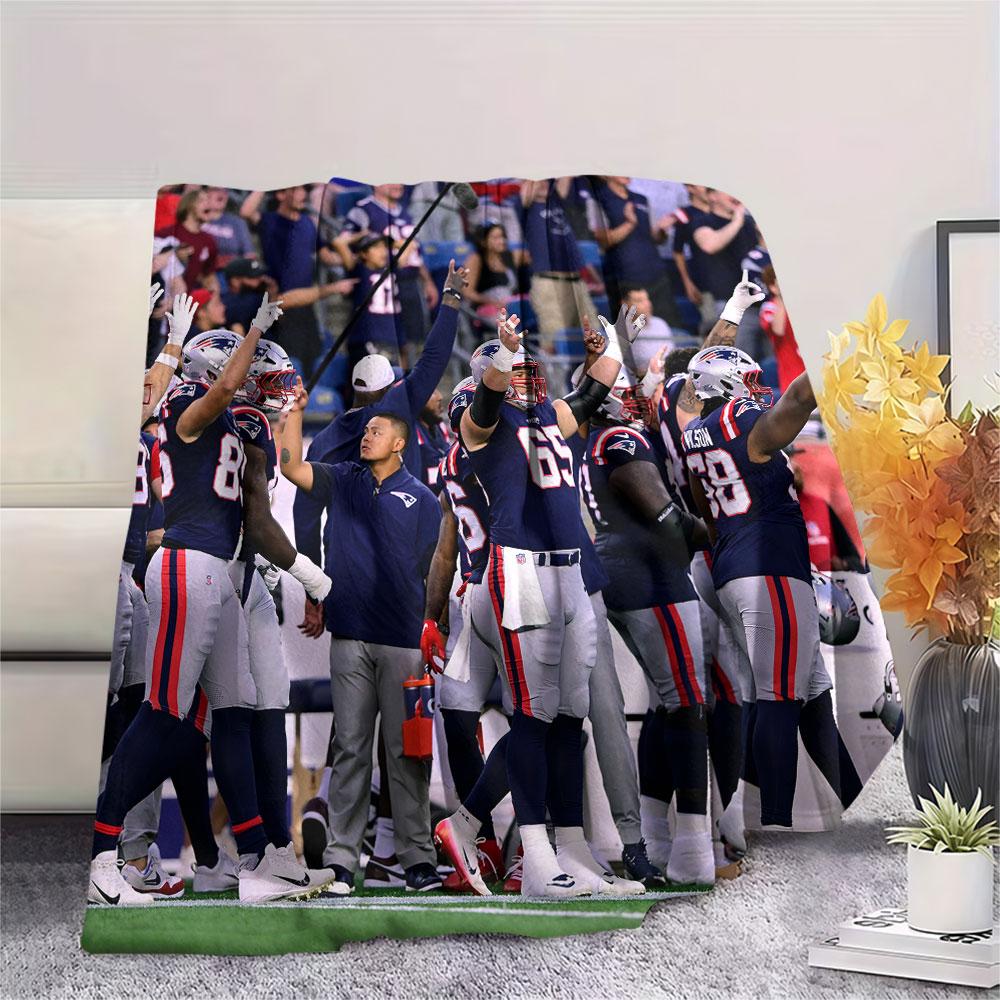 New England Patriots Players Printed Flannel Blanket, Soft Throw for Bedroom Sofa, Washable, Fan Merchandise, Great Gift.