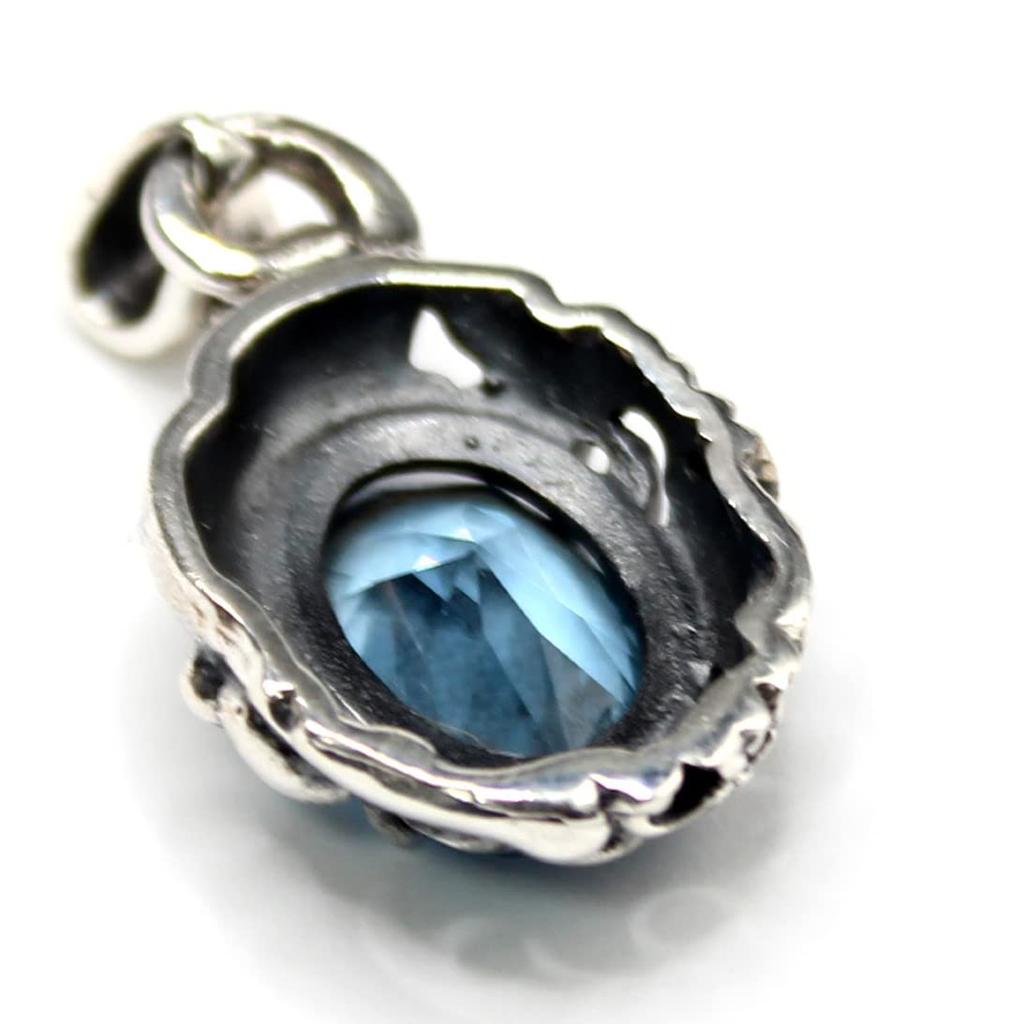 Good Vibrations Cat Zirconia Pendant