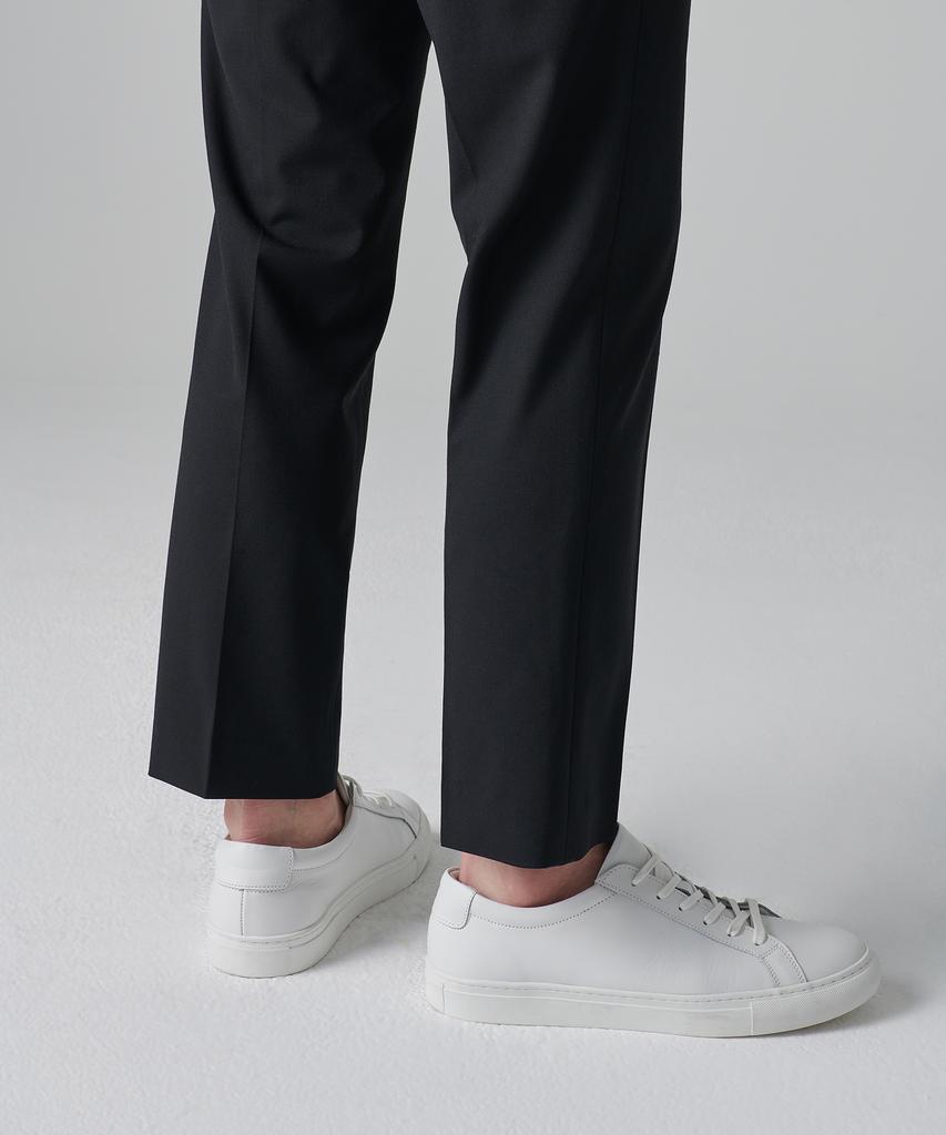 MUSINSA STANDARD Summer Wool Relaxed Tapered Hidden Banding Crop Slacks [Black]