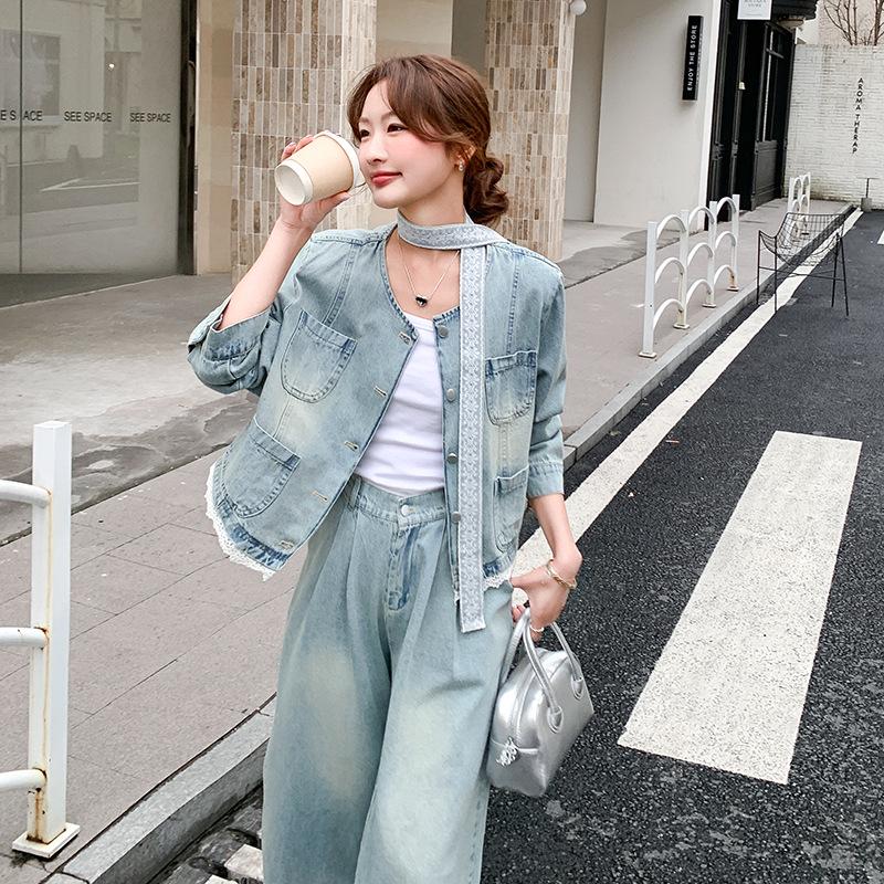 Elegant Light Blue Lace-Trimmed Denim Jacket & Pants Set - Women s 2026 Autumn Collection Medium