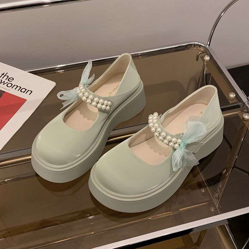 Mary Jane small leather shoes women's spring 2025 new fashion pearl with skirt fairy style one-word buckle strap single shoes