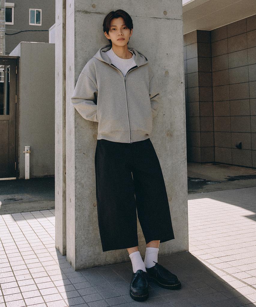 XERO Cropped-Length Overpants [Black]