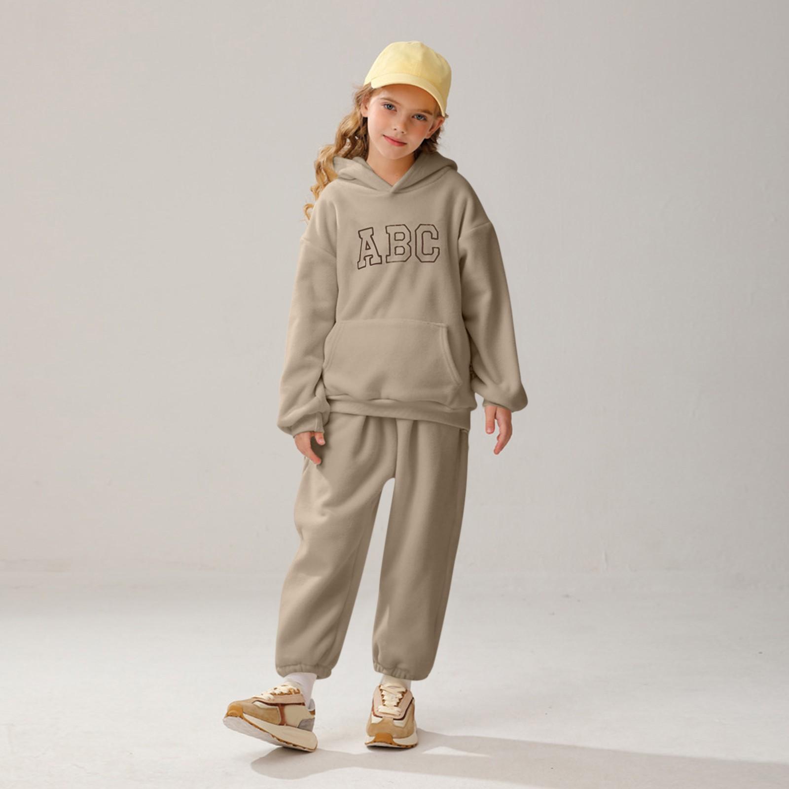 

Детский зимний спортивный комплект с капюшоном из бархата 150 хаки