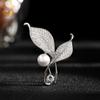 Brooch for Women High-end and Exquisite Brooch Anti-glare Clasp Versatile Brooch for Suits and Clothes