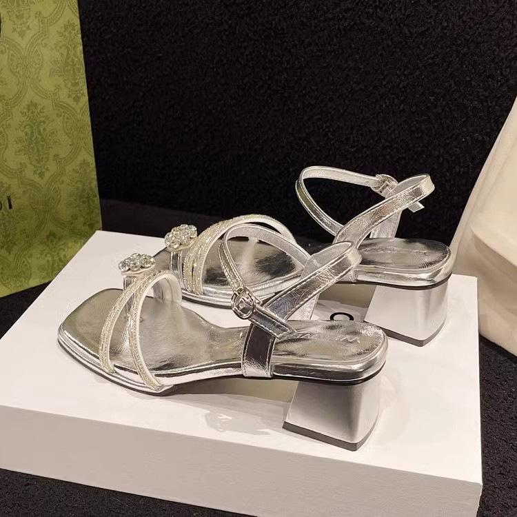 One word with crystal thick heel women's sandals 2025 new fashion bow fairy style beautiful open toe simple
