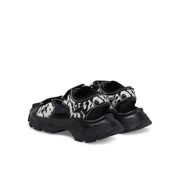 Сандалии adidas by Stella McCartney Hika