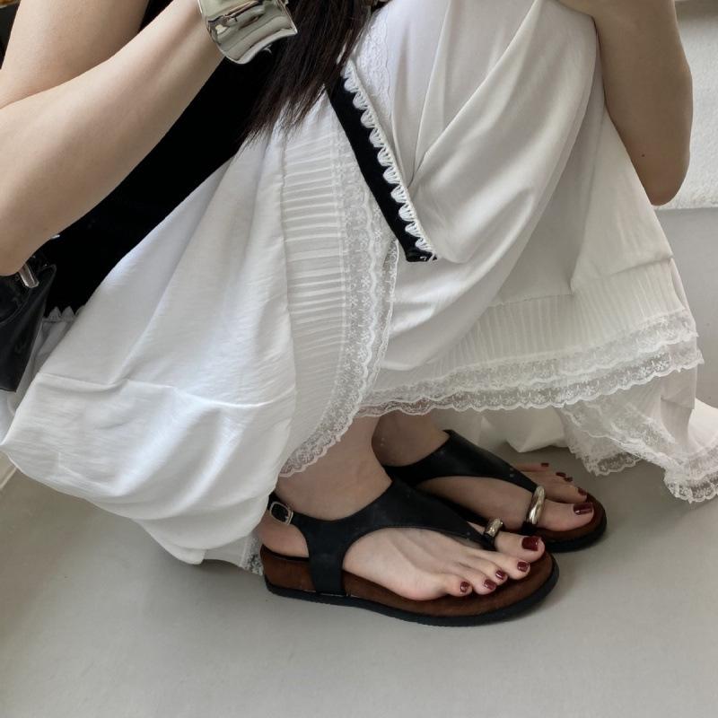 Retro one-word buckle with thick-soled wedge heel cover toe sandals women's 2025 summer new toe Roman open-toe sandals