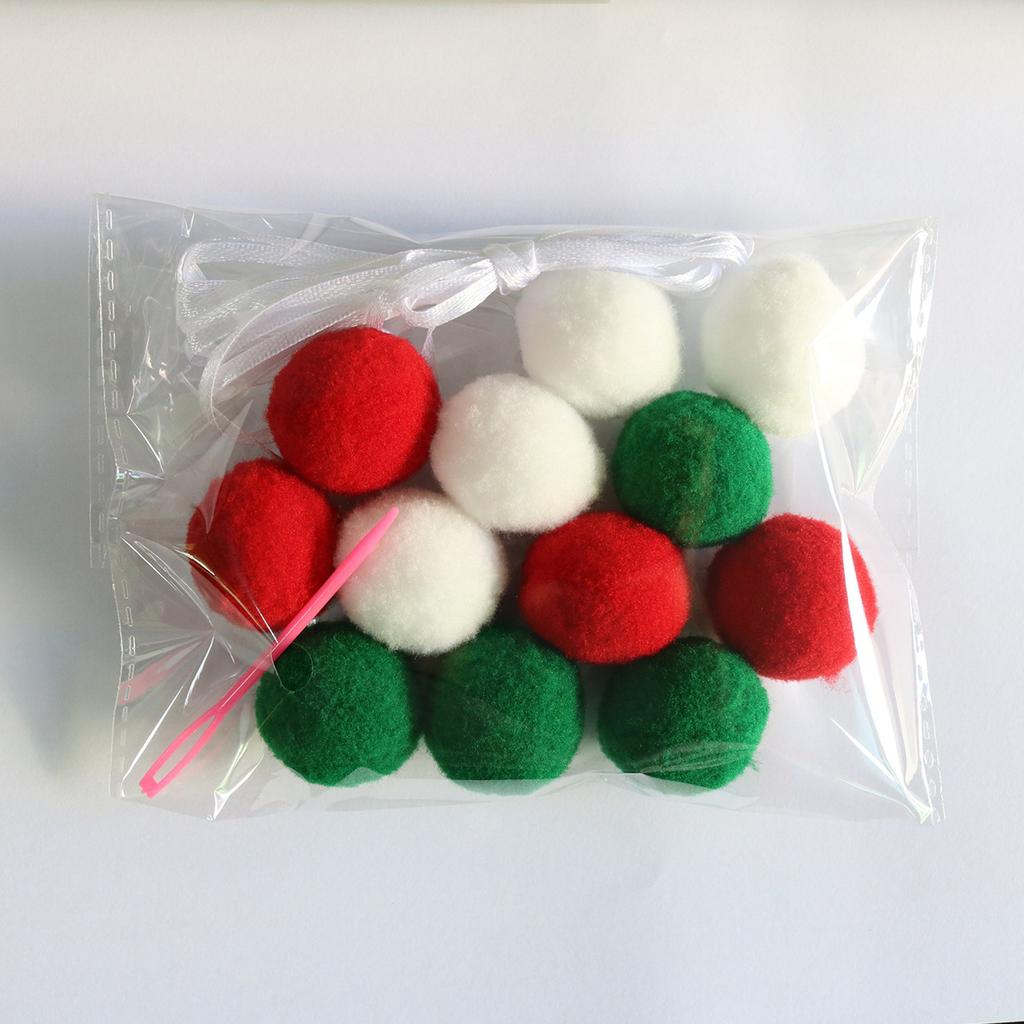 Christmas Party Plush Ball Ornament Birthday Party Decoration Banner Christmas Tree Red Green White Hair Ball Hanging String